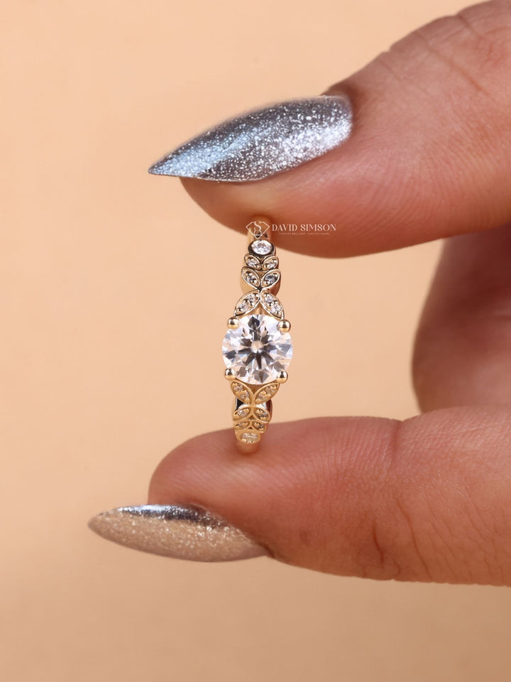 1.0CT-2.0CT Round Cut Moissanite Vintage Milgrain Pave Diamond Engagement Ring