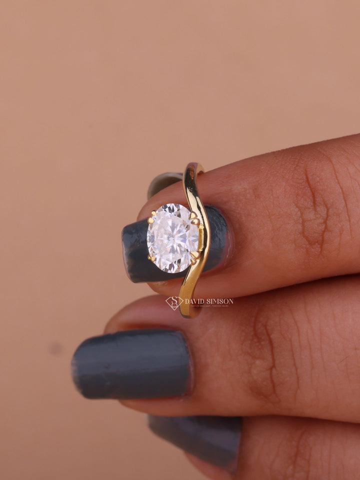 2.50CT-3.50CT Oval Cut Moissanite Diamond Unique Wave Engagement Ring