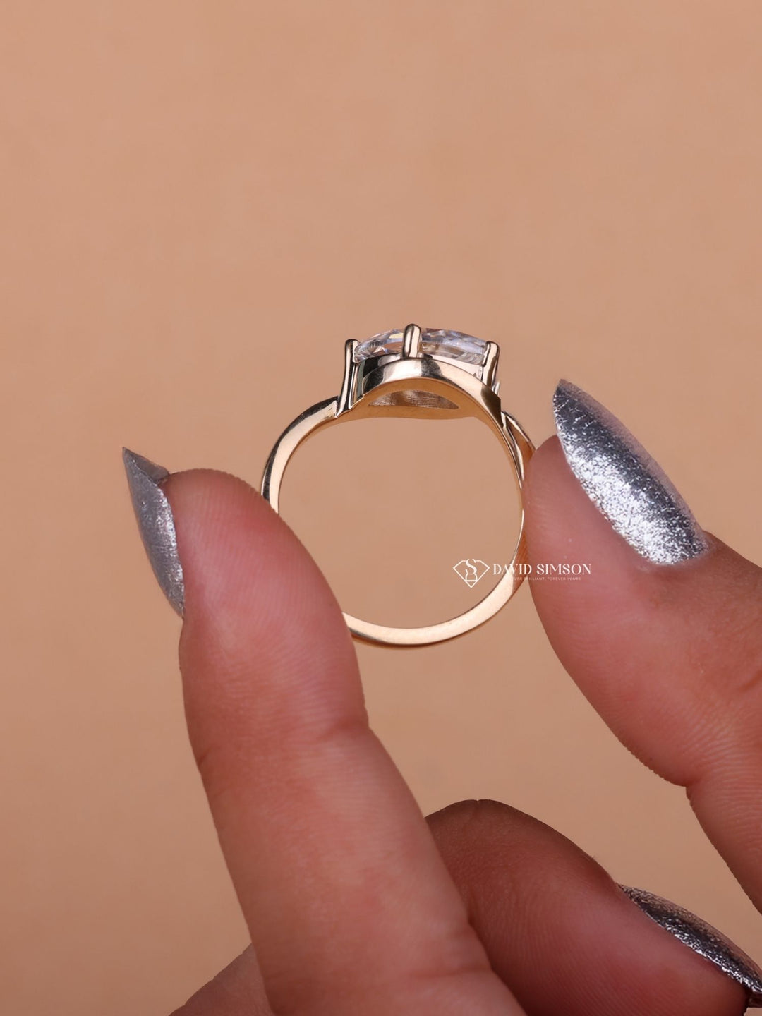 1.0CT-2.0CT East West Marquise Cut Moissanite Diamond Unique Engagement Ring