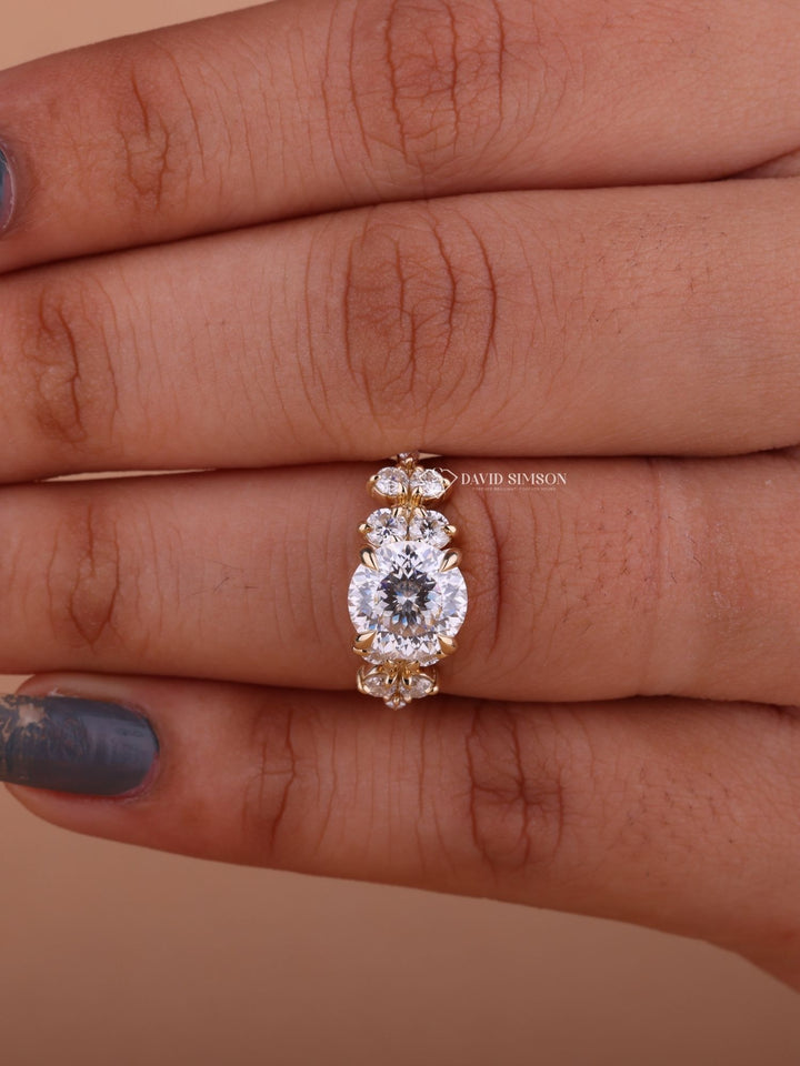 2.0CT-3.0CT Round Portuguese Cut Moissanite Diamond Unique Cluster Engagement Ring