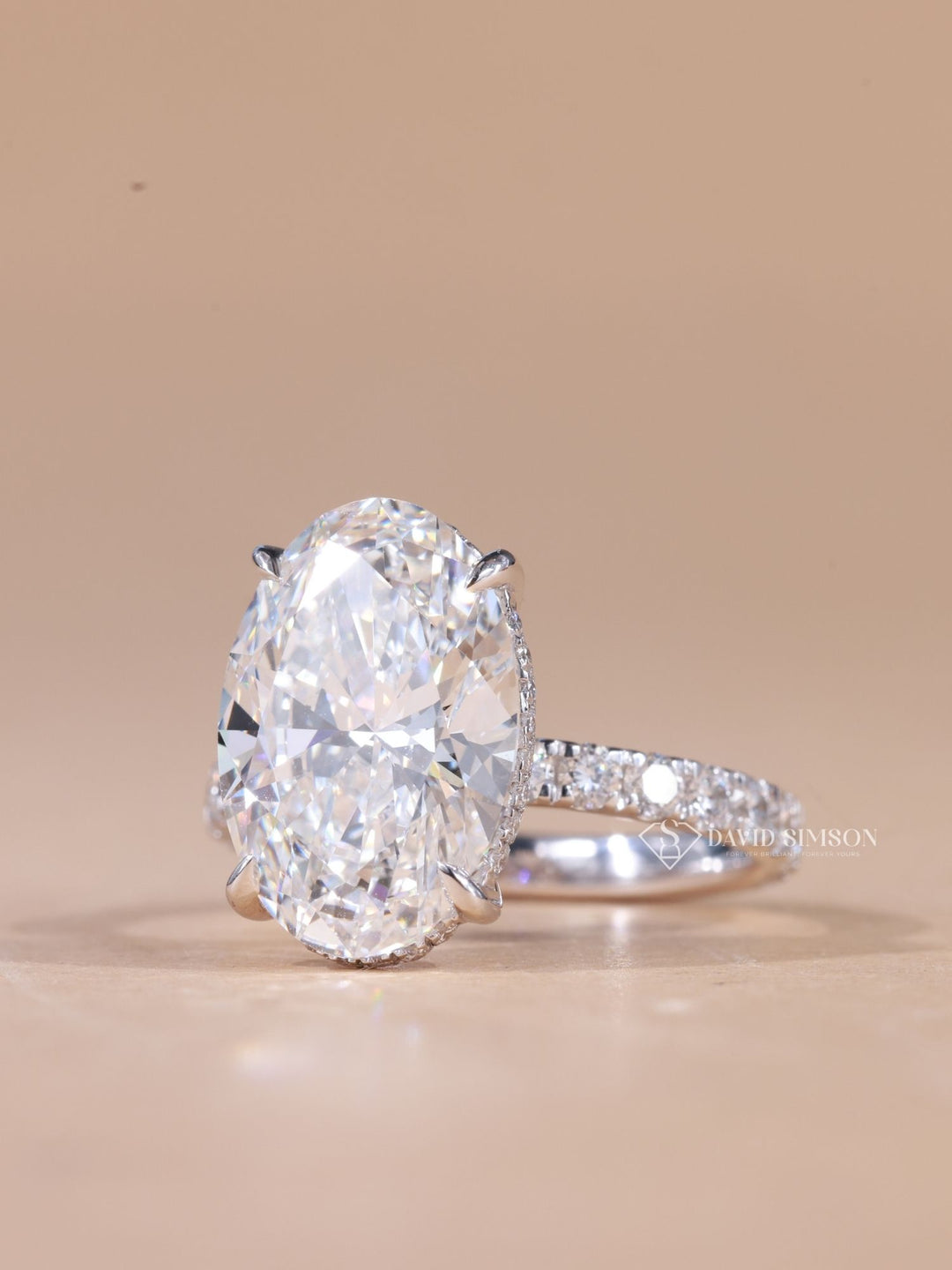 5.0CT-7.0CT Oval Cut Moissanite Diamond Hidden Halo Engagement Ring