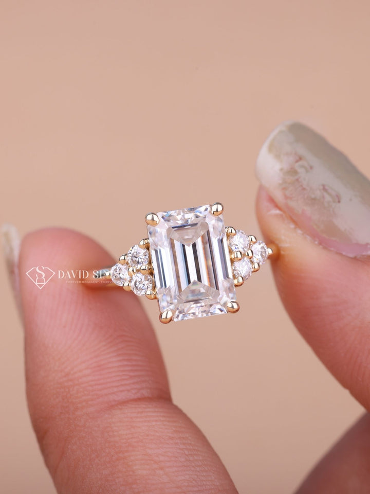 4.50CT-5.50CT Emerald Cut Moissanite Cluster Diamond Engagement Ring