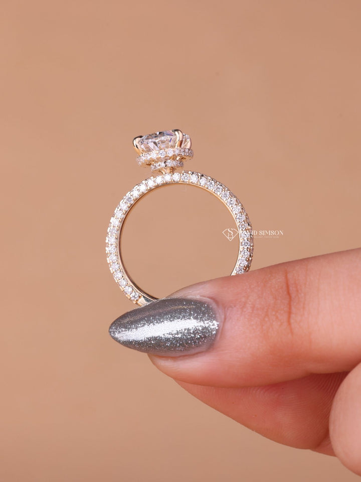3.0CT-4.0CT Oval Cut Moissanite Diamond Hidden Halo & Pave Engagement Ring