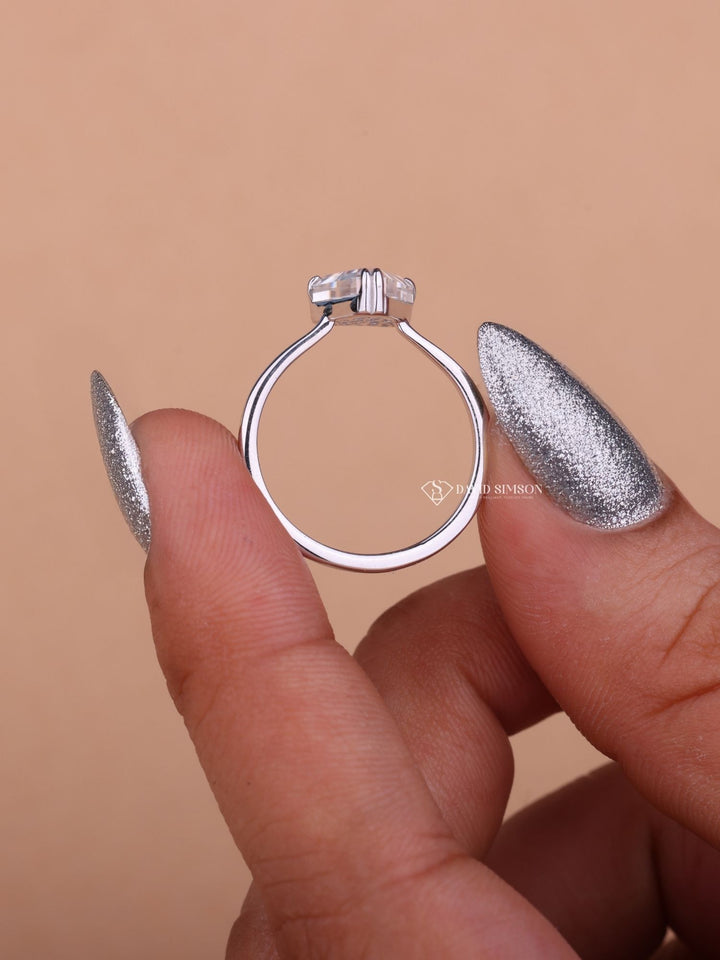 1.0CT-2.0CT Moissanite Supper Hero Diamond Engagement Ring