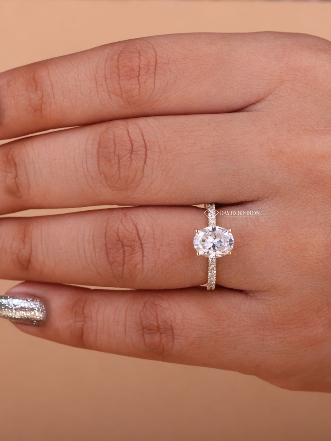 2.50CT-3.50CT Oval Cut Moissanite Diamond Hidden Halo Engagement Ring