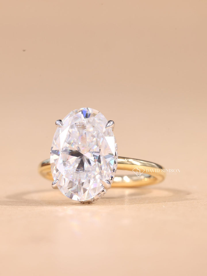 4.0CT-6.0CT Oval Cut Moissanite Hidden Halo Diamond Engagement Ring