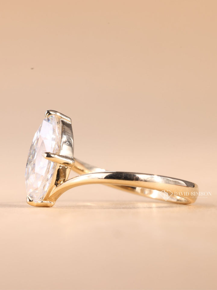 1.0CT-3.0CT Marquise Cut Moissanite Bypass Diamond Engagement Ring