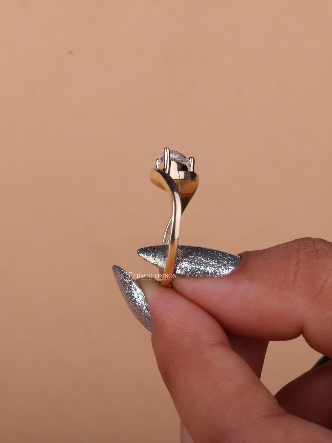 1.0CT-2.0CT East West Marquise Cut Moissanite Diamond Unique Engagement Ring