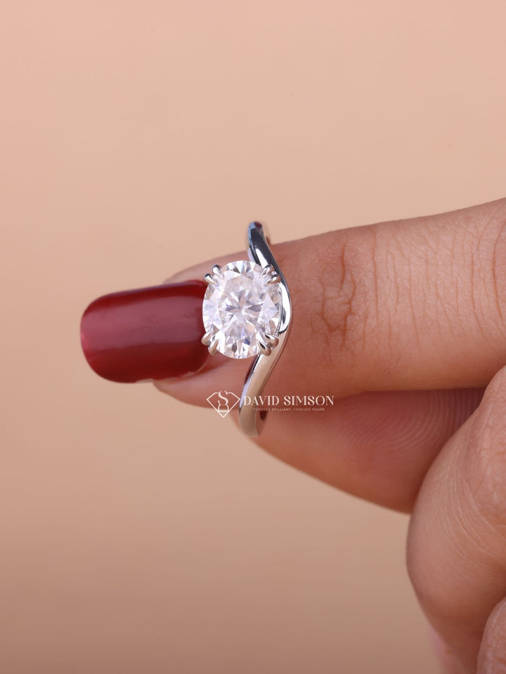2.0CT-3.0CT East West Oval Cut Moissanite Diamond Wave Engagement Ring
