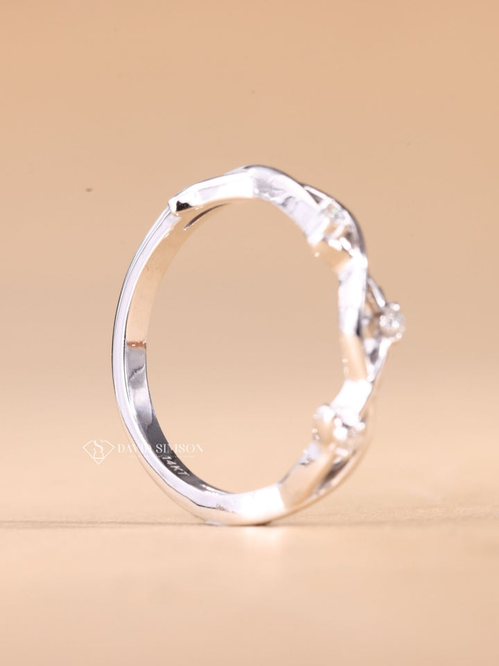 Round Cut Moissanite Diamond Twig Wedding Band