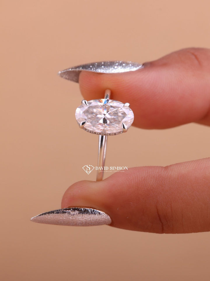 3.0CT-5.0CT Oval Cut Moissanite Diamond Hidden Halo Engagement Ring
