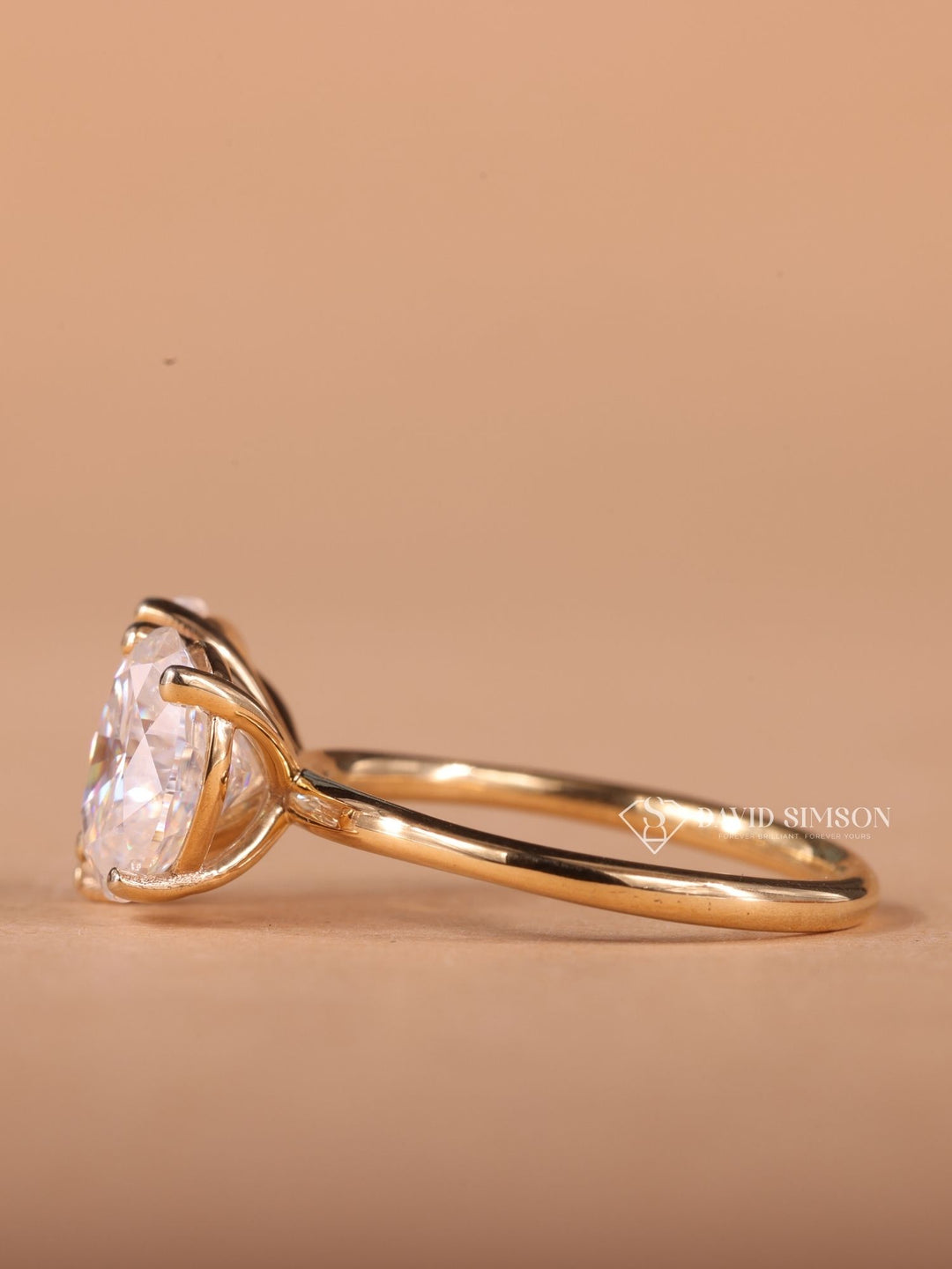 2.0CT Oval &amp; 2.0CT Pear Cut Moissanite Diamond Two Stone Engagement Ring