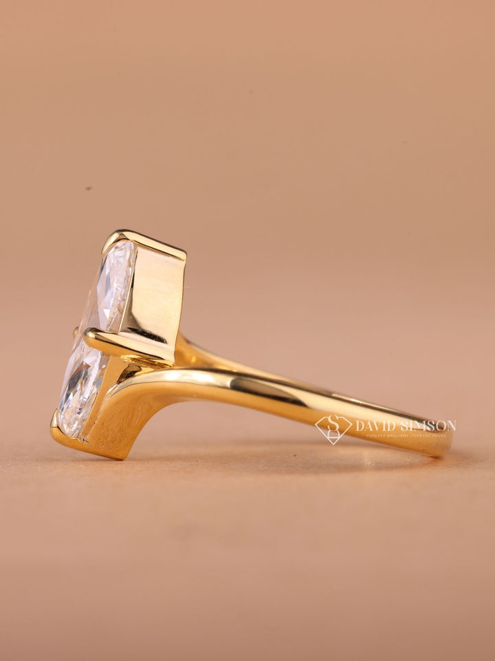 2.0CT-3.0CT Marquise Cut Moissanite Diamond Bypass Engagement Ring