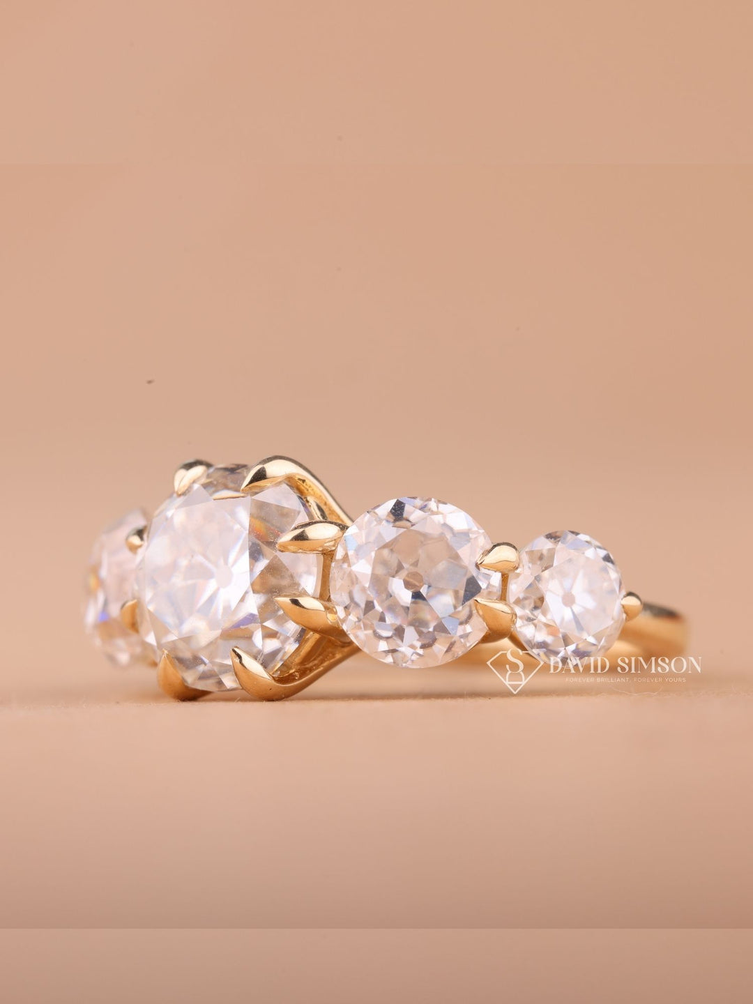 1.0CT-2.0CT Round Old Mine Cut Moissanite Diamond Five Stone Engagement Ring