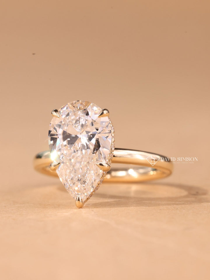 4.50CT-5.50CT Pear Cut Moissanite Hidden Halo Diamond Engagement Ring