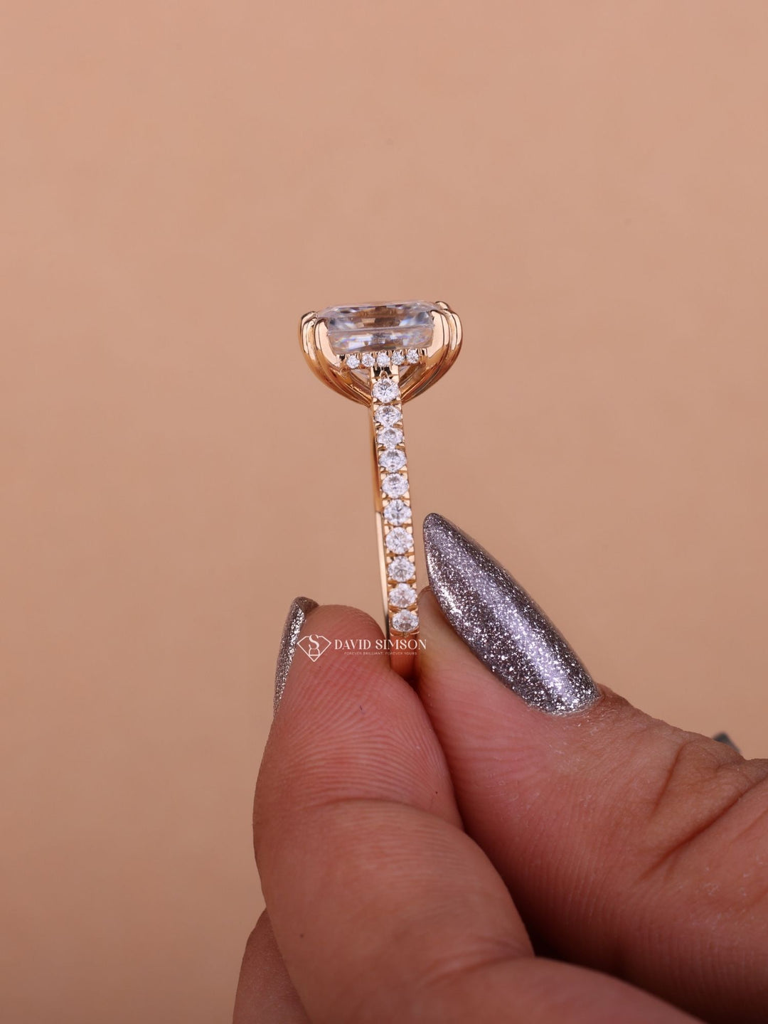 2.0CT-3.0CT Radiant Cut Moissanite Hidden Halo Diamond Engagement Ring