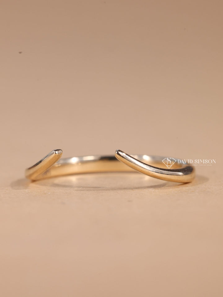 Open Solid 14K-18K Gold Curved Wedding Band