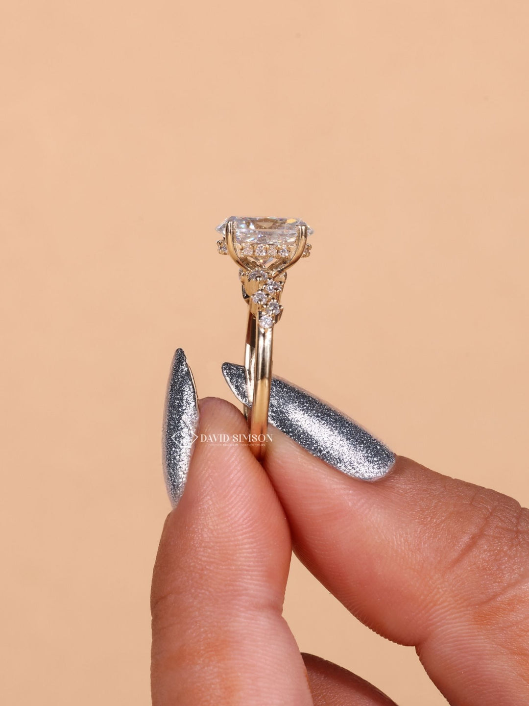 2.0CT-3.0CT Oval Cut Moissanite Zig Zag Diamond Engagement Ring