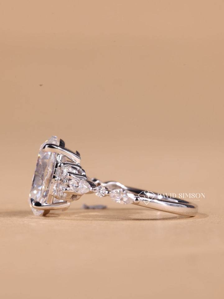 2.0CT-3.0CT Oval Cut Moissanite Cluster Diamond Engagement Ring