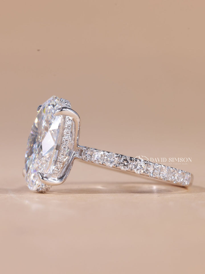 5.0CT-7.0CT Oval Cut Moissanite Diamond Hidden Halo Engagement Ring