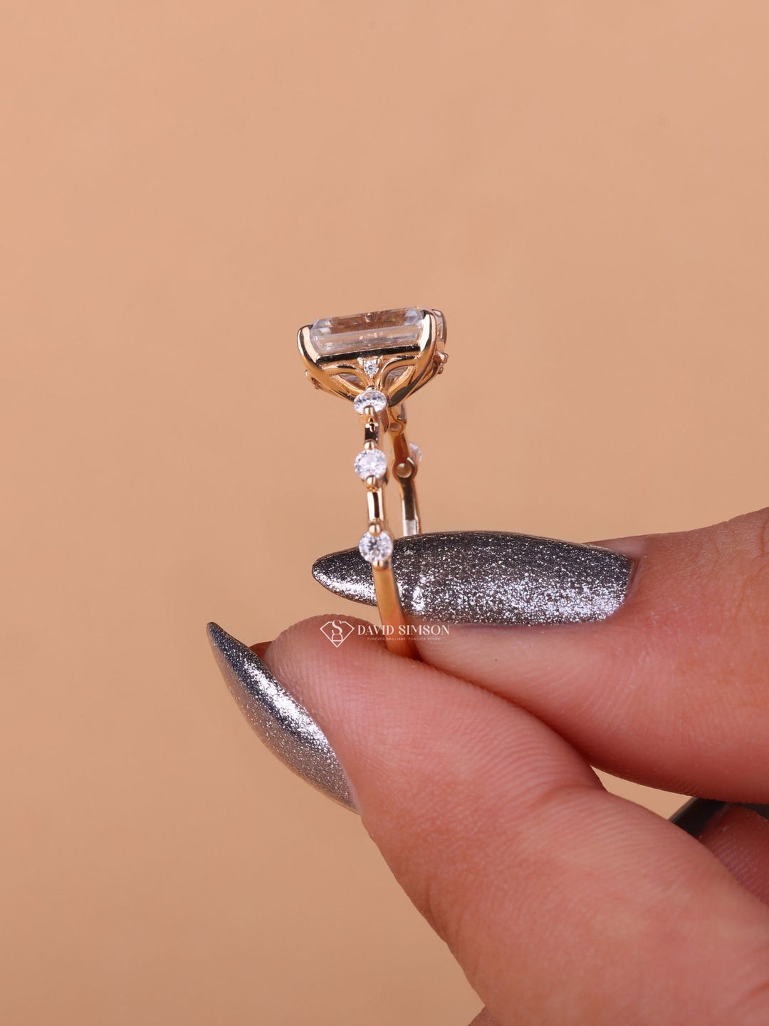 3.0CT-5.0CT Emerald Cut Moissanite Diamond Distance Pave Engagement Ring