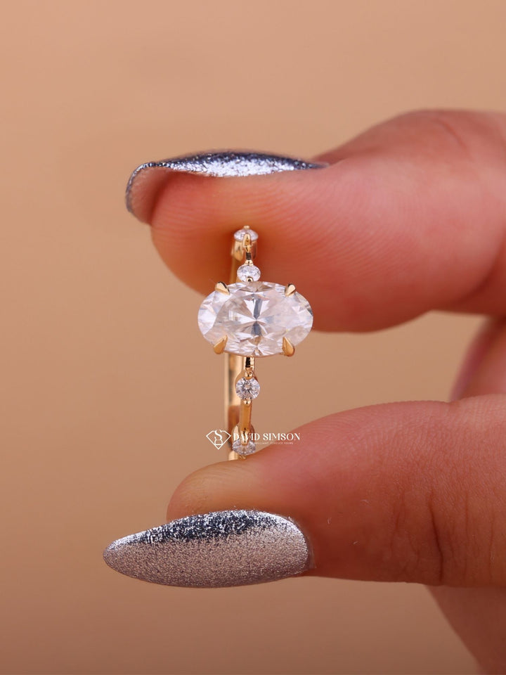 1.0CT-2.0CT Oval Cut Moissanite Diamond Distance Pave Engagement Ring