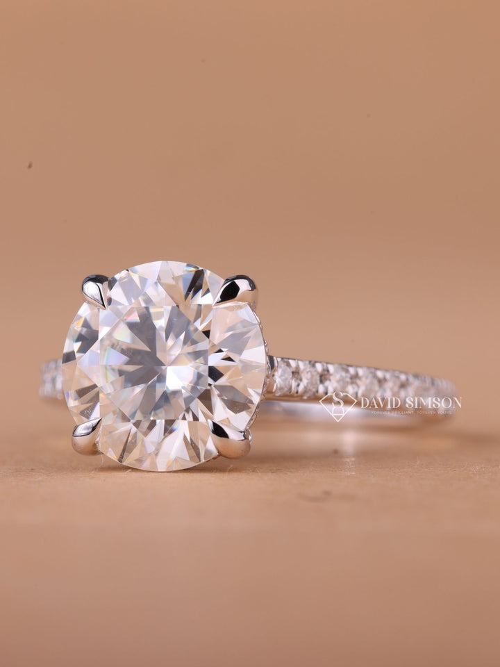 2.50CT-3.50CT Round Cut Moissanite Diamond Hidden Halo Engagement Ring