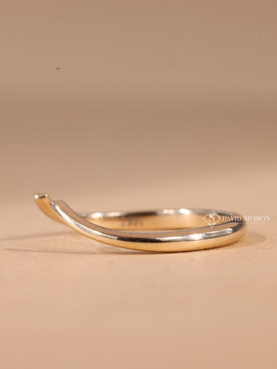 Open Solid 14K-18K Gold Curved Wedding Band