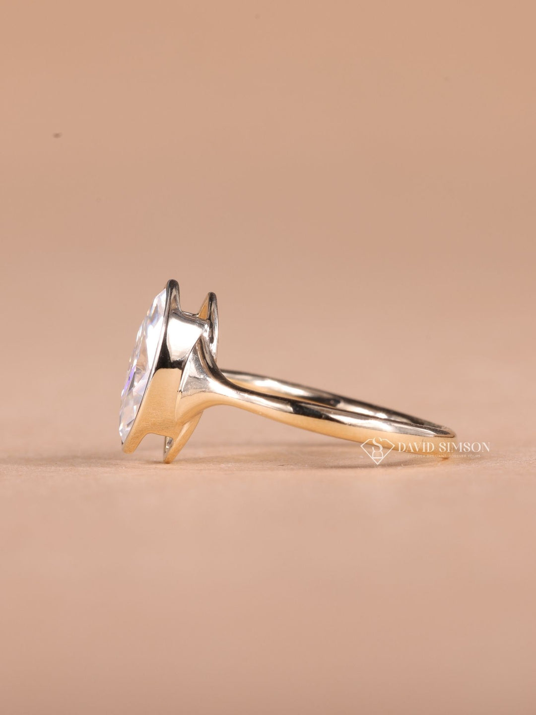 2.50CT-3.50CT Bezel Set Marquise Cut Moissanite Diamond Solitaire Engagement Ring