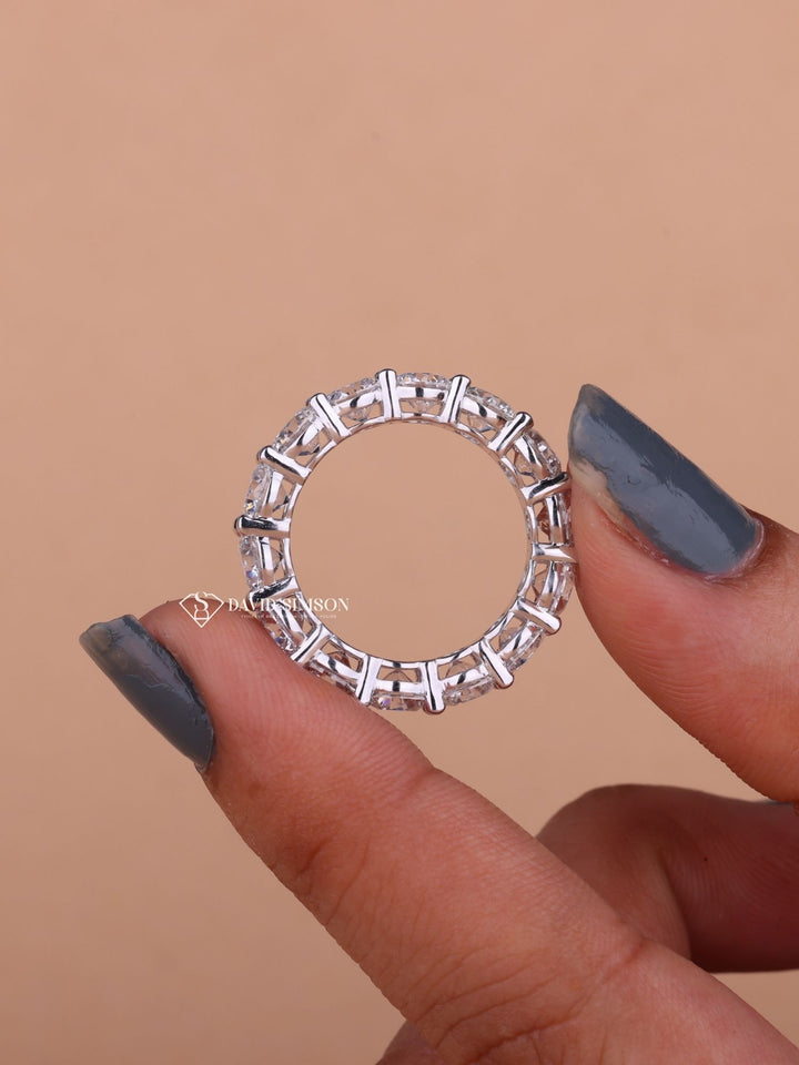 Round Cut Moissanite Diamond Shared Prongs Full Eternity Wedding Band