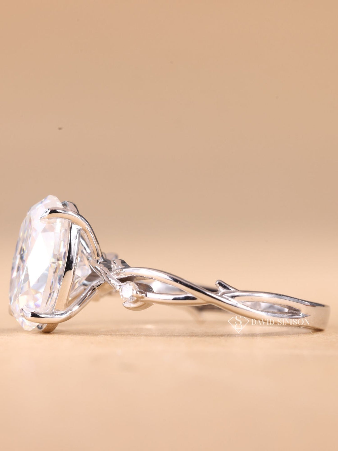 1.50CT-2.50CT Oval Cut Moissanite Nature Inspired Diamond Engagement Ring