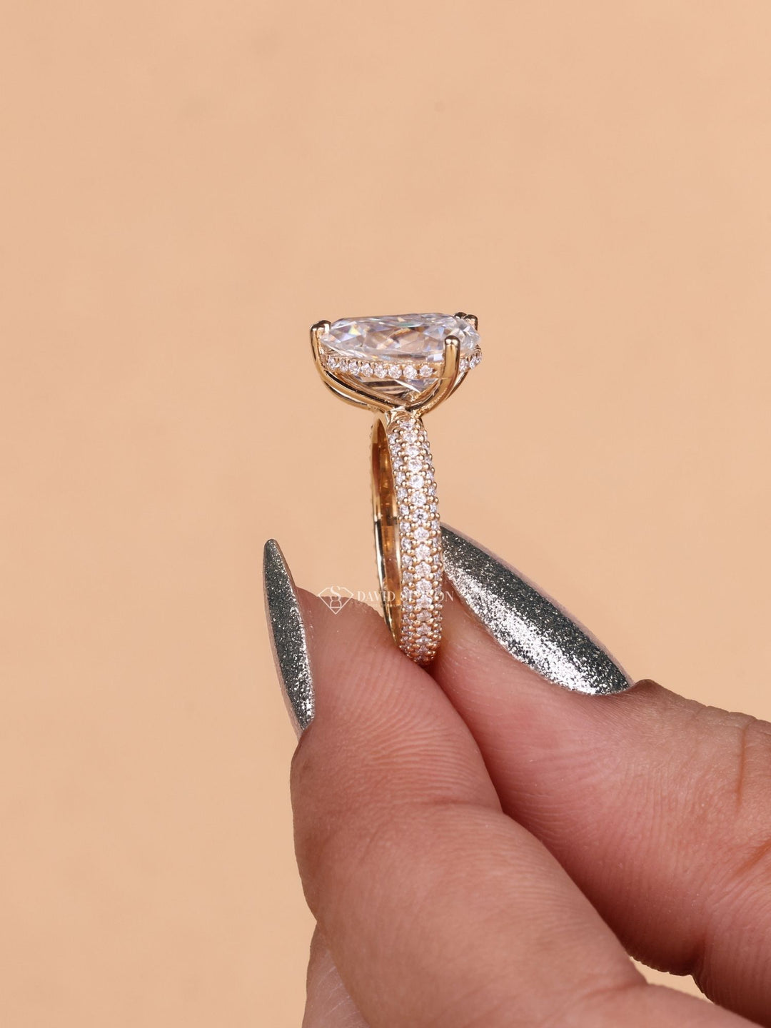 2.0CT Pear & 2.0CT Emerald Cut Moissanite Diamond Toi et Moi Engagement Ring