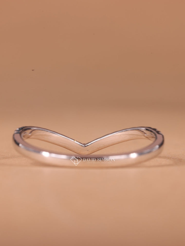 Round Cut Moissanite Diamond Curved Wedding Band