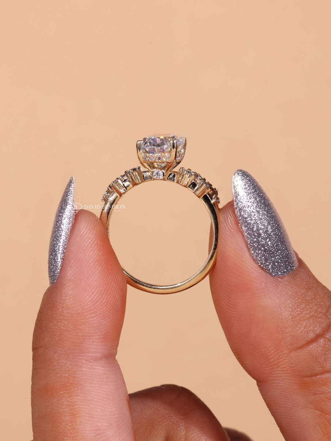 2.0CT-3.0CT Oval Cut Moissanite Zig Zag Diamond Engagement Ring