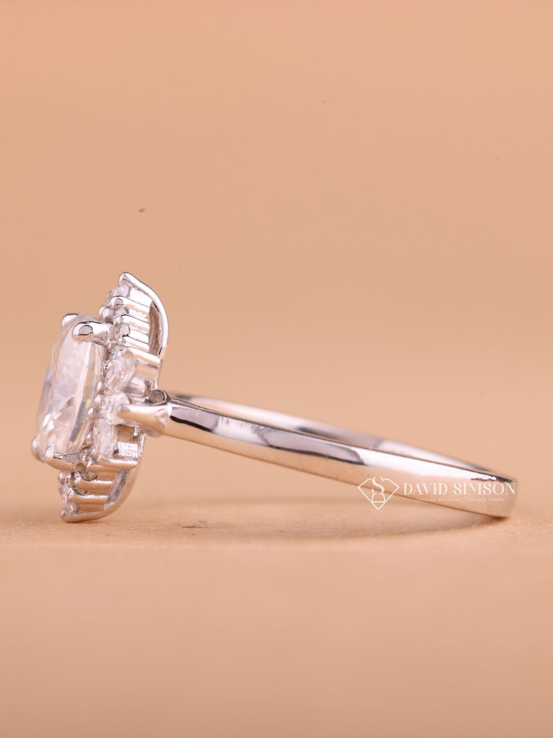 2.0CT-3.0CT Oval Cut Moissanite Diamond Cluster Engagement Ring