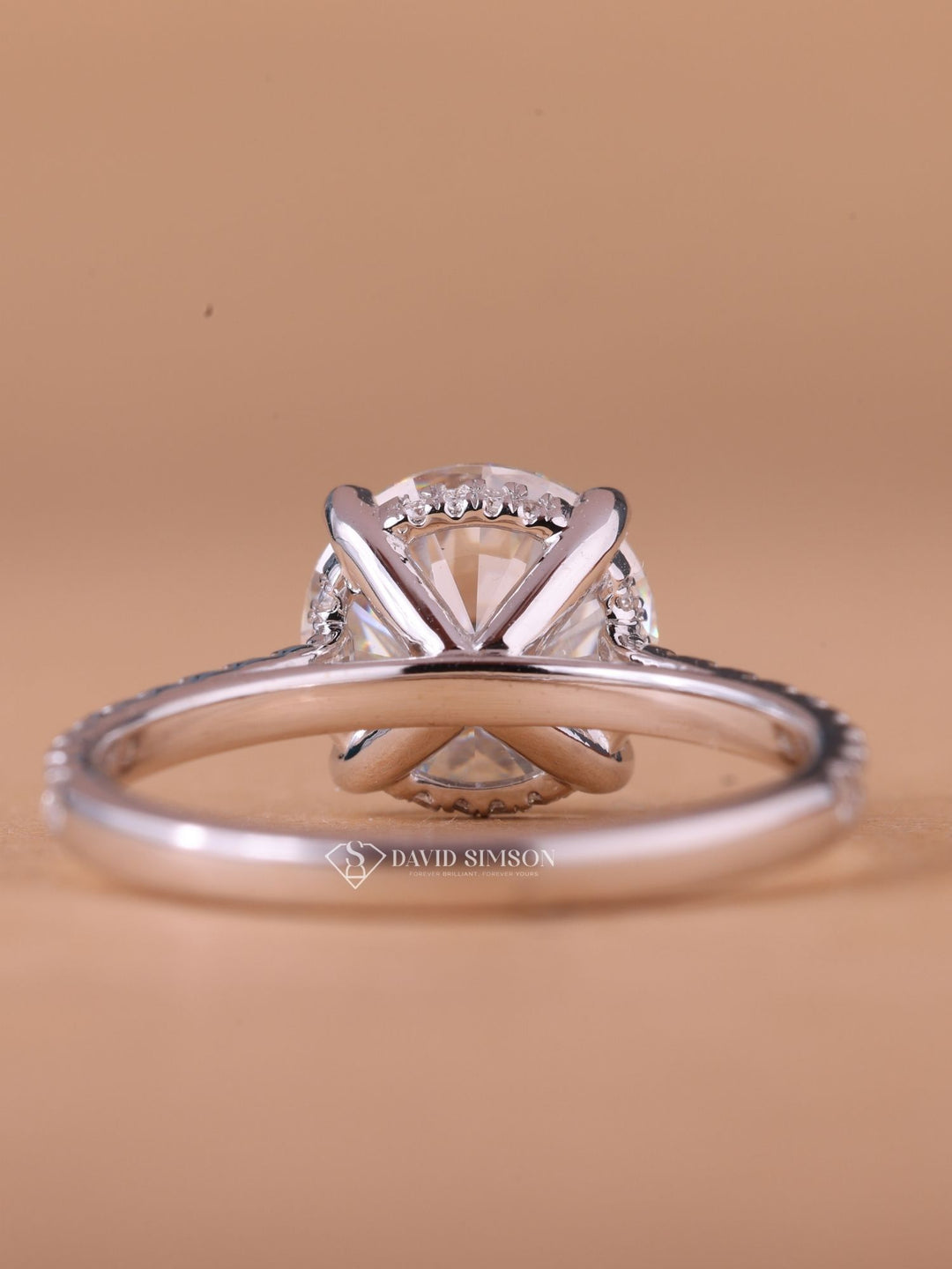 2.50CT-3.50CT Round Cut Moissanite Diamond Hidden Halo Engagement Ring