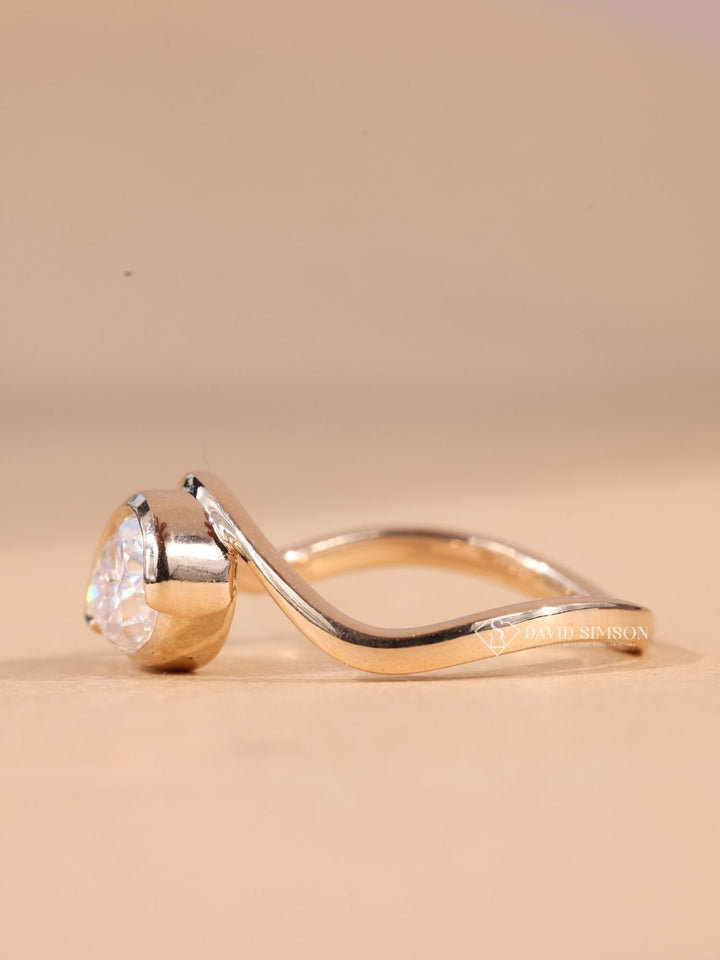 1.50CT-2.50CT Bezel Set Pear Cut Moissanite Diamond Engagement Ring