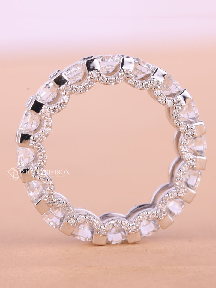 Round Cut Moissanite Shared Prongs Diamond Full Eternity Wedding Band