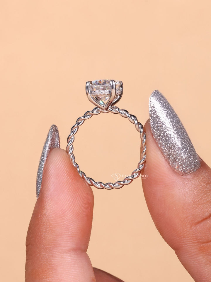 1.50CT-2.50CT Oval Cut Diamond Moissanite Braided Engagement Ring