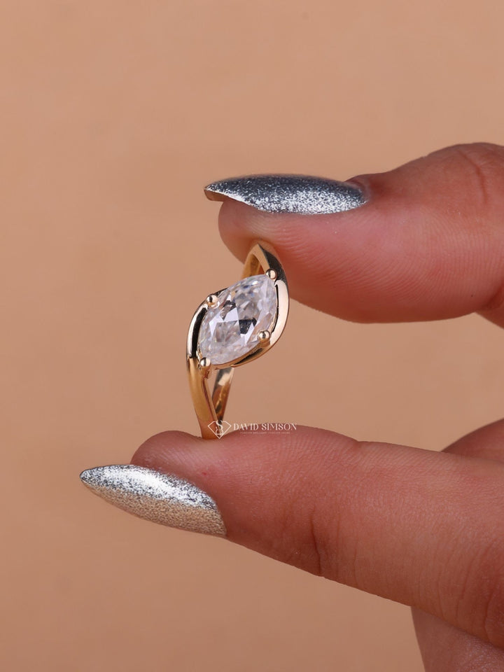 1.0CT-2.0CT East West Marquise Cut Moissanite Diamond Unique Engagement Ring
