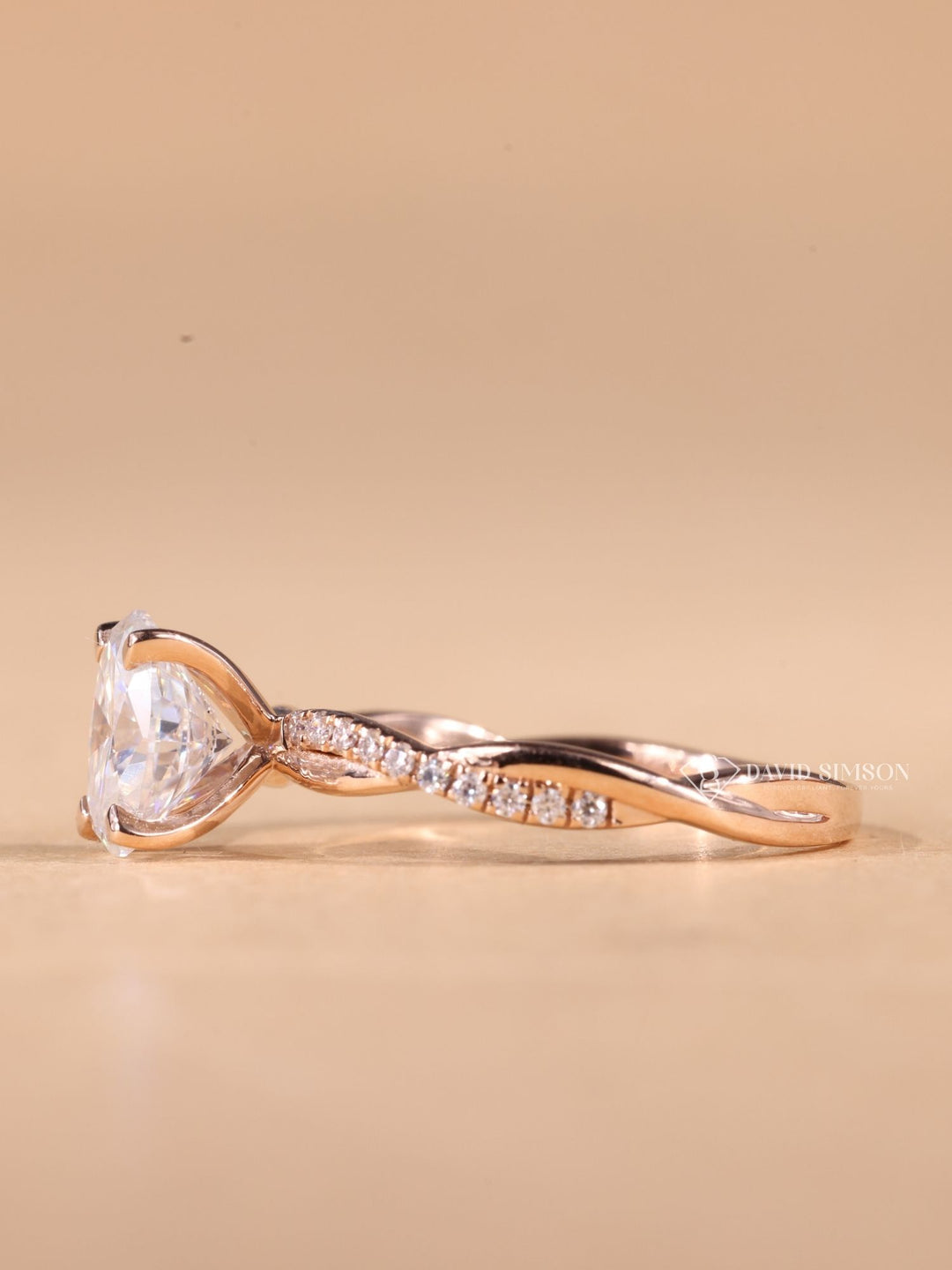 2.0CT-3.0CT Oval Cut Moissanite Infinity Diamond Engagement Ring