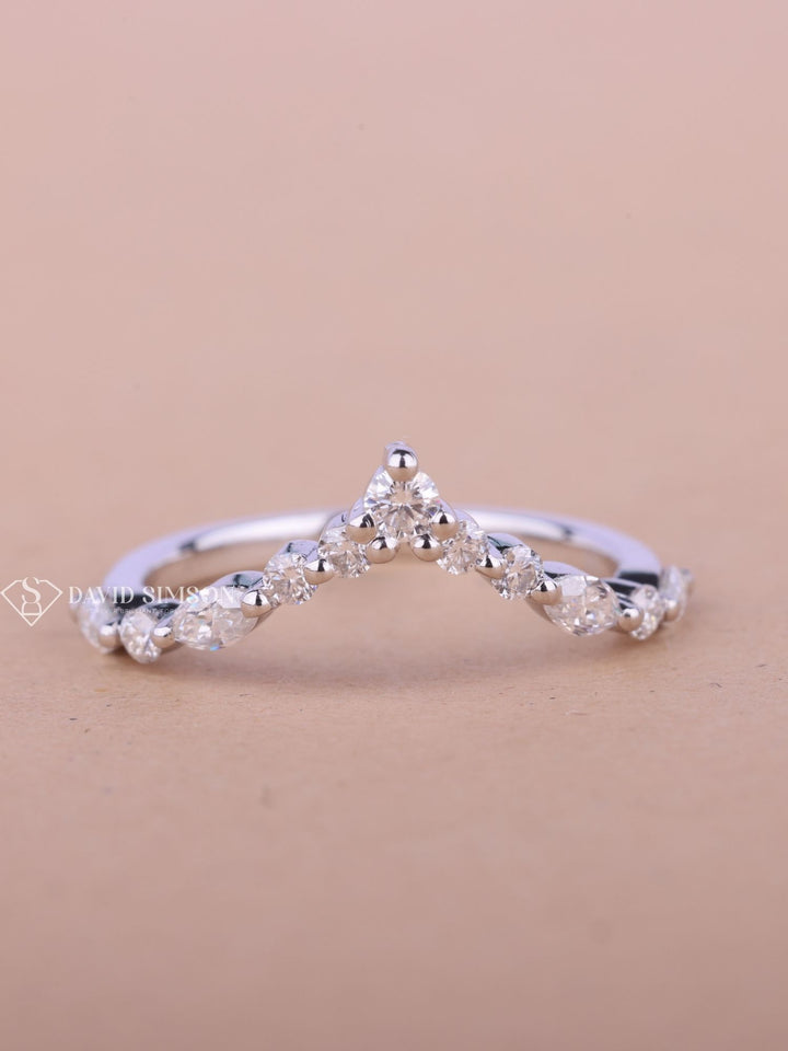 Round & Marquise Cut Moissanite Curved Diamond Wedding Band