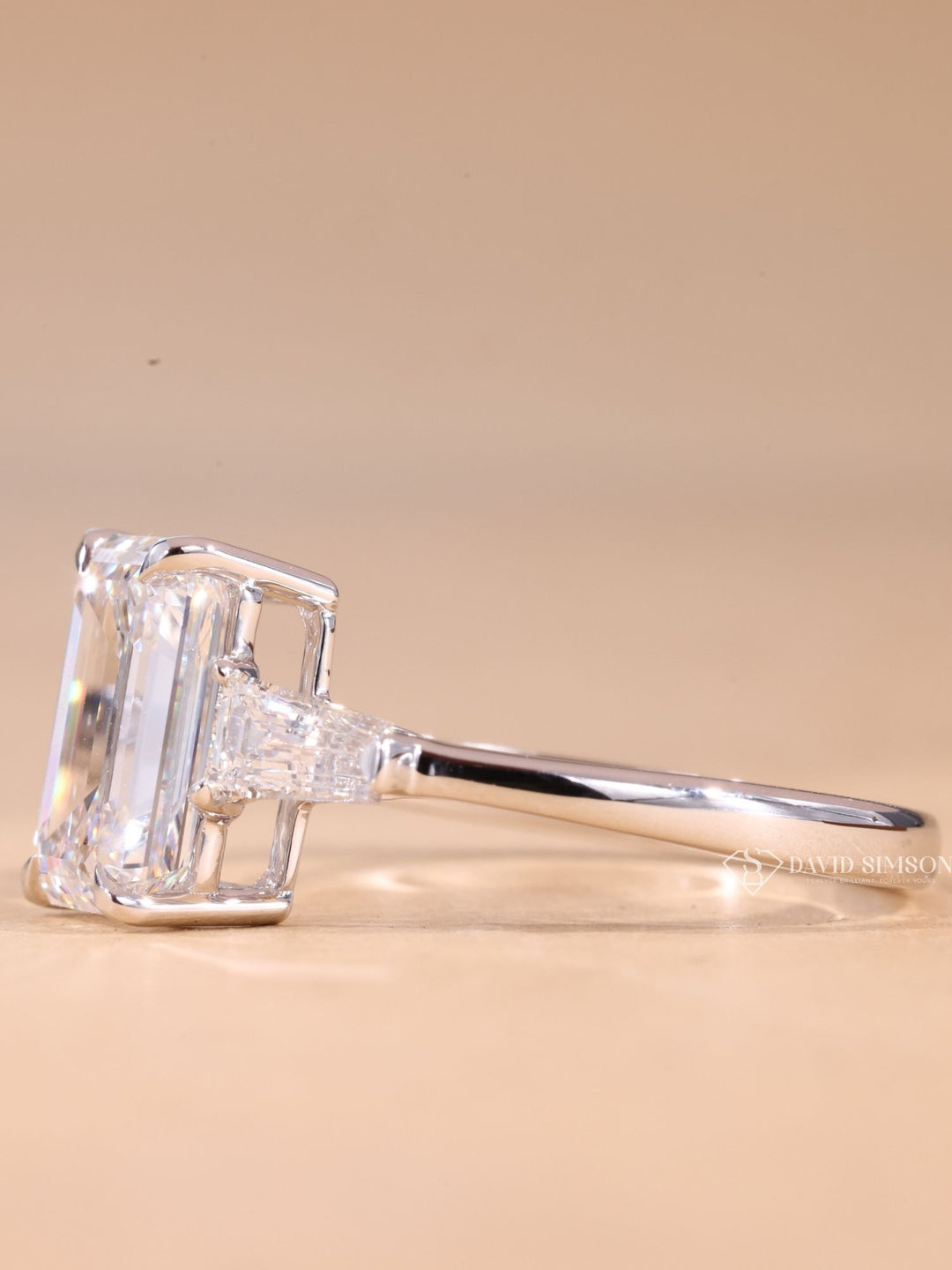 3.50CT-4.50CT Emerald Cut Moissanite Diamond Three Stone Engagement Ring