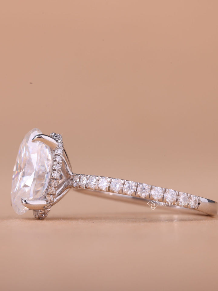 2.0CT-3.0CT Oval Cut Moissanite Diamond Hidden Halo Engagement Ring