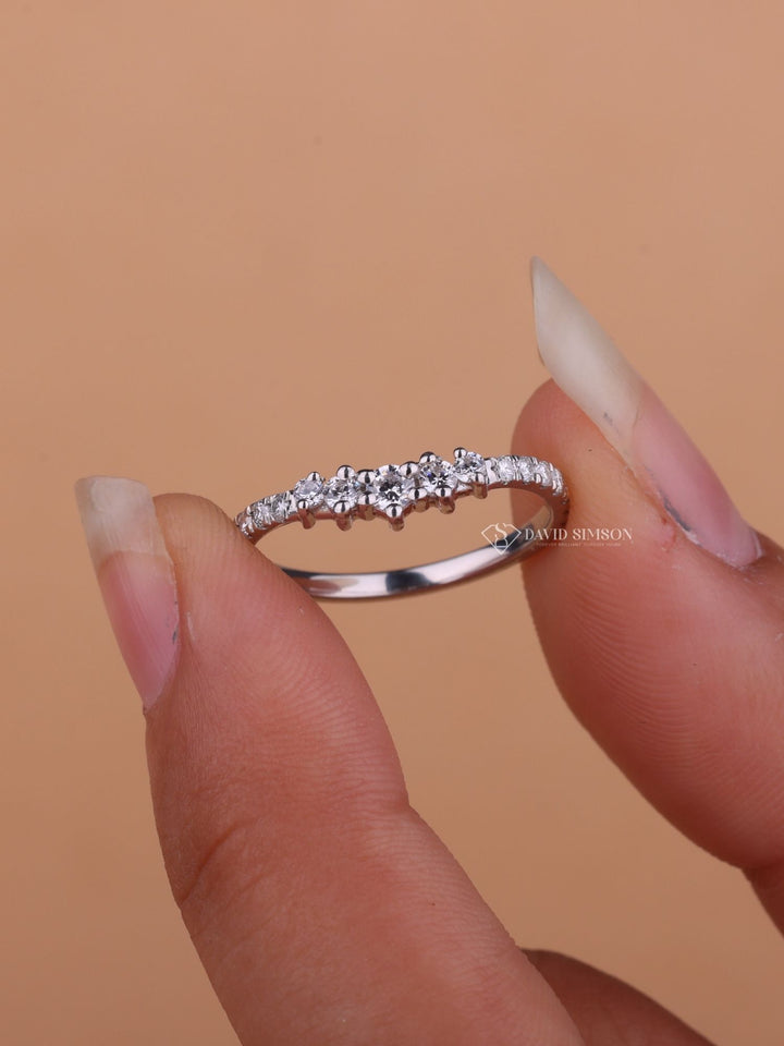 Round Cut Moissanite Diamond Curved Wedding Band in 18K Gold