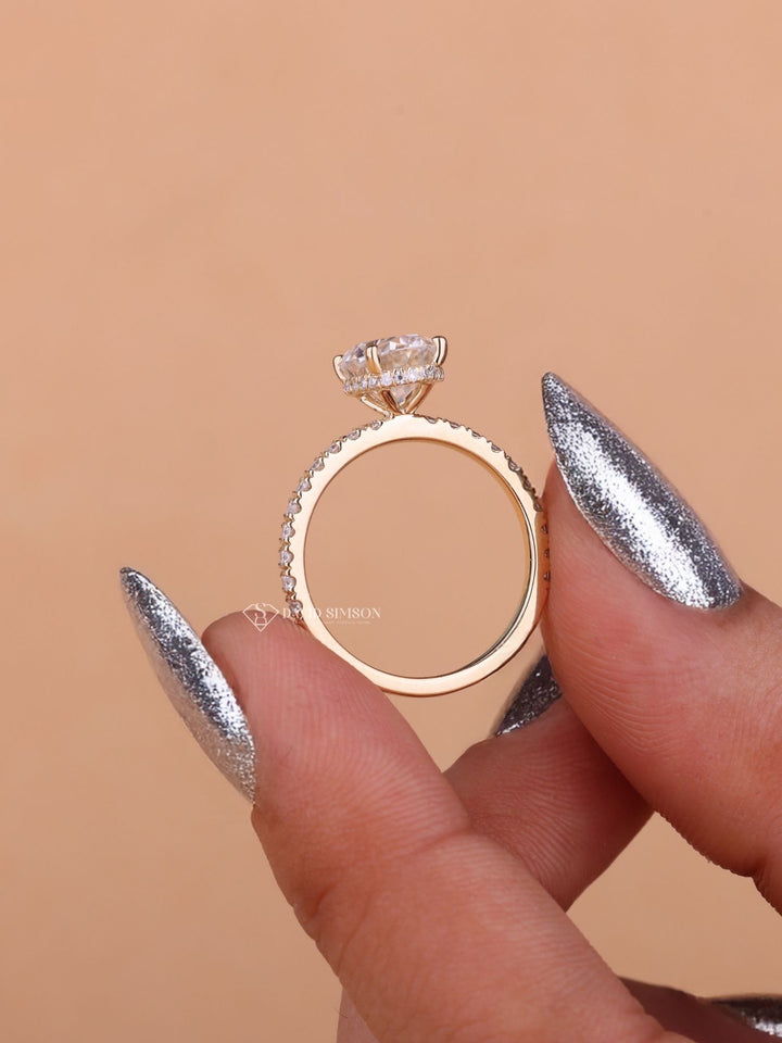 2.50CT-3.50CT Oval Cut Moissanite Diamond Hidden Halo Engagement Ring