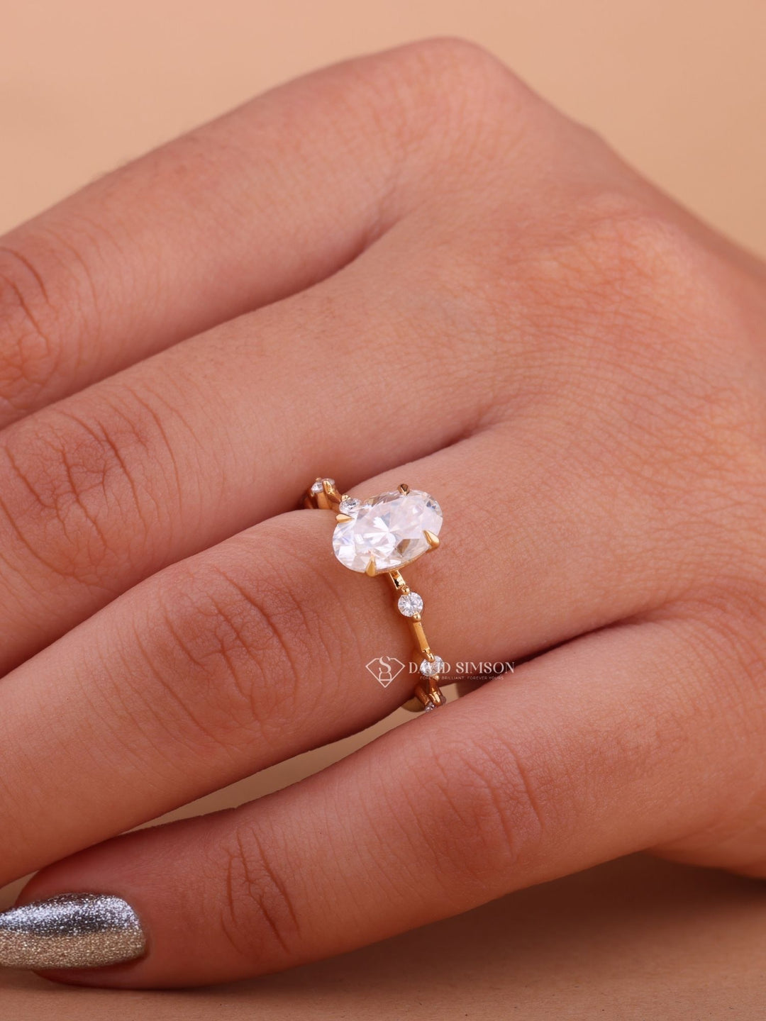 1.0CT-2.0CT Oval Cut Moissanite Diamond Distance Pave Engagement Ring