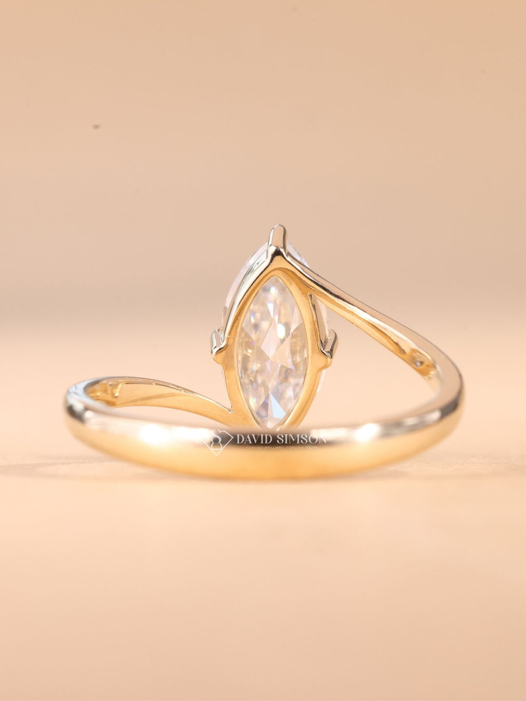 1.0CT-3.0CT Marquise Cut Moissanite Bypass Diamond Engagement Ring