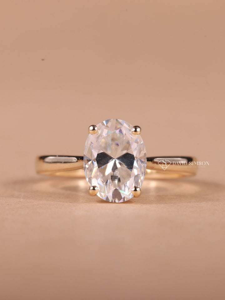 2.0CT-3.0CT Oval Cut Moissanite Diamond Solitaire Engagement Ring