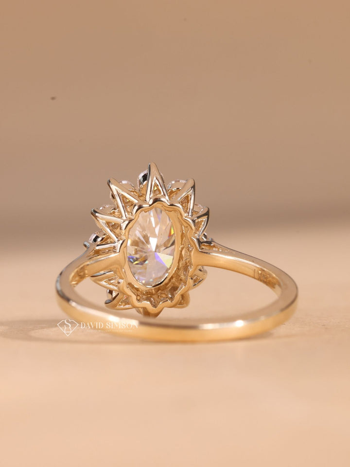 2.0CT-3.0CT Oval Cut Diamond Flower Halo Moissanite Engagement Ring for Her